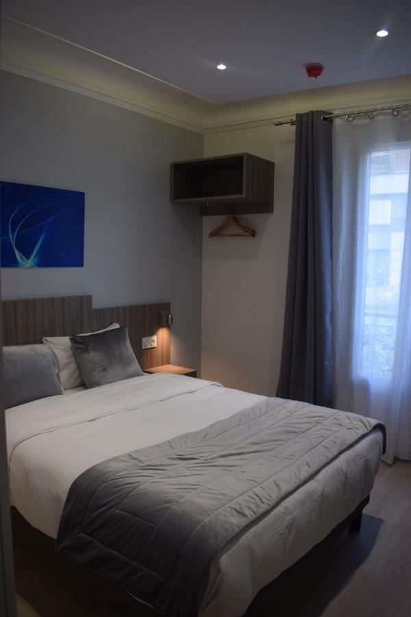Hotel Puy De Dome Paris Exterior photo