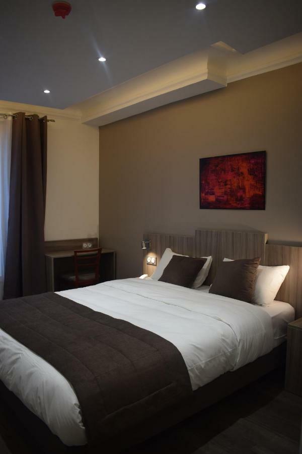 Hotel Puy De Dome Paris Exterior photo